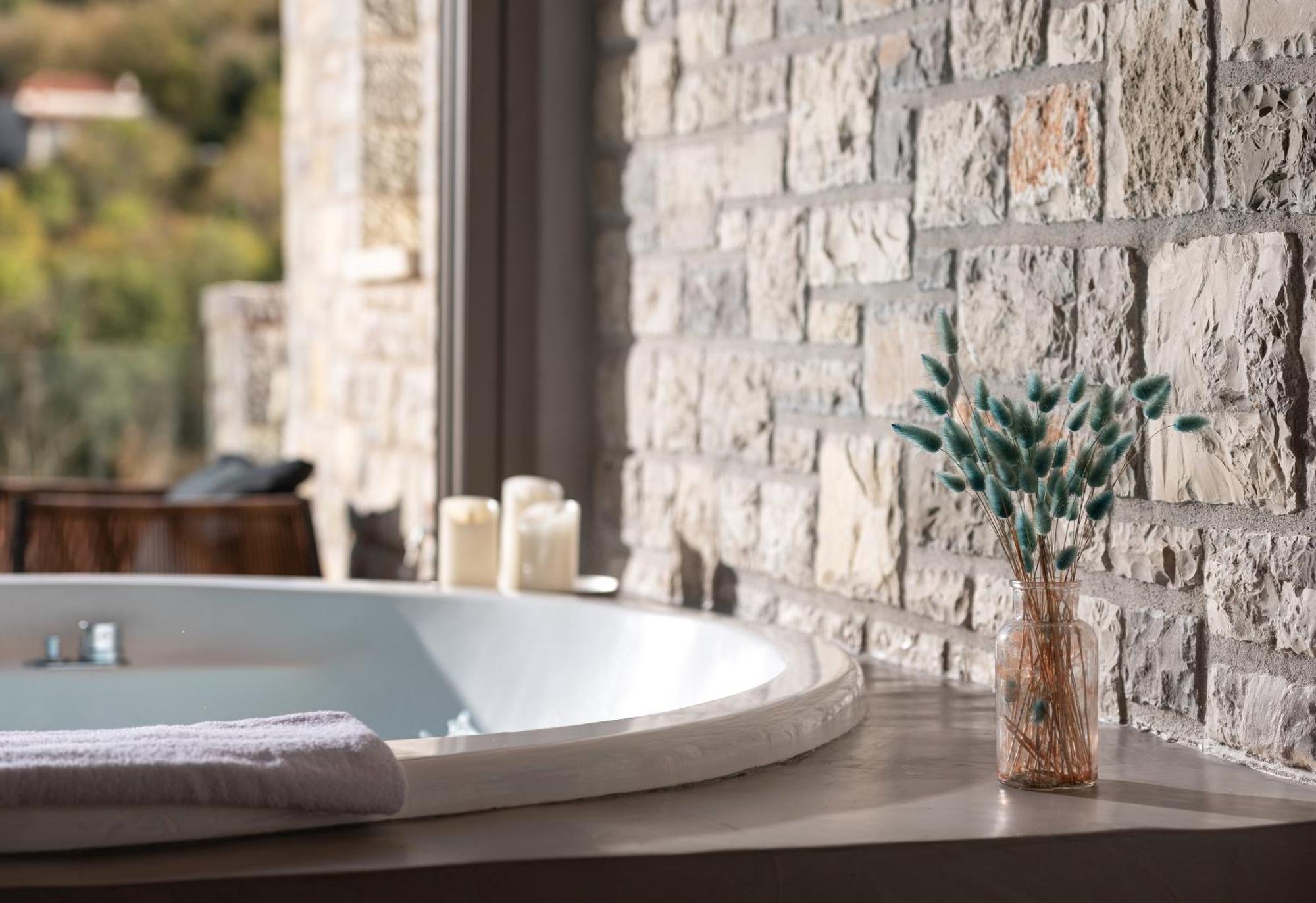 Evora Luxury Suites Mega Chorio Exteriör bild