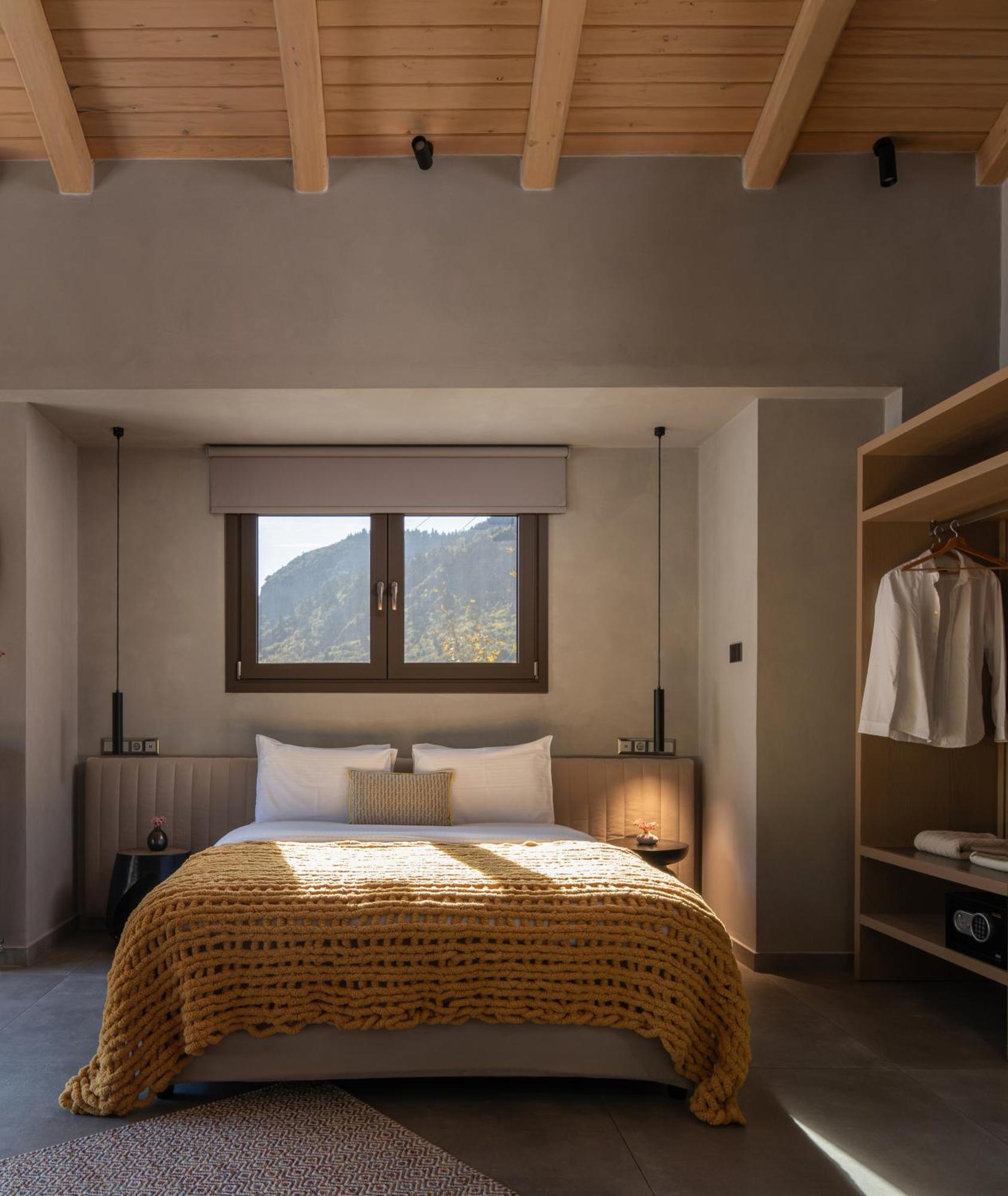Evora Luxury Suites Mega Chorio Exteriör bild